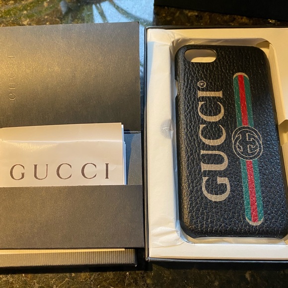 Gucci iPhone 8 / iPhone SE 2nd Gen Phone case - Picture 4 of 5